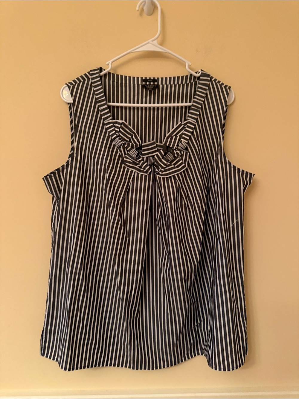 Talbots Navy and White Striped Sleeveless Knot-Front Camisole Size Large